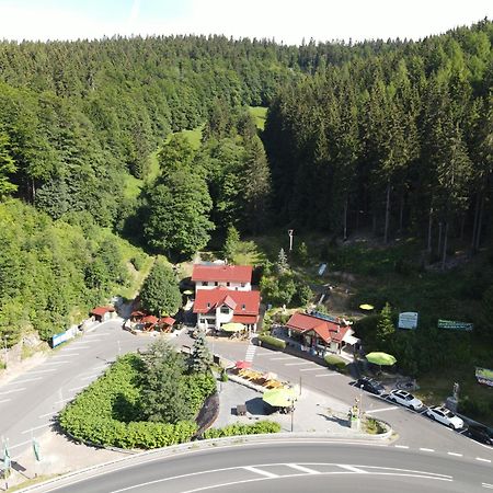 Hotel & Gasthaus Sterngrund Zella-Mehlis Exteriör bild