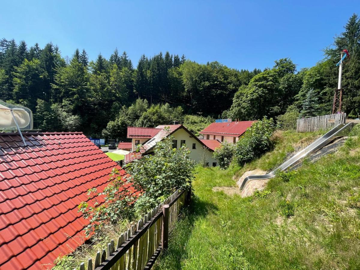Hotel & Gasthaus Sterngrund Zella-Mehlis Exteriör bild
